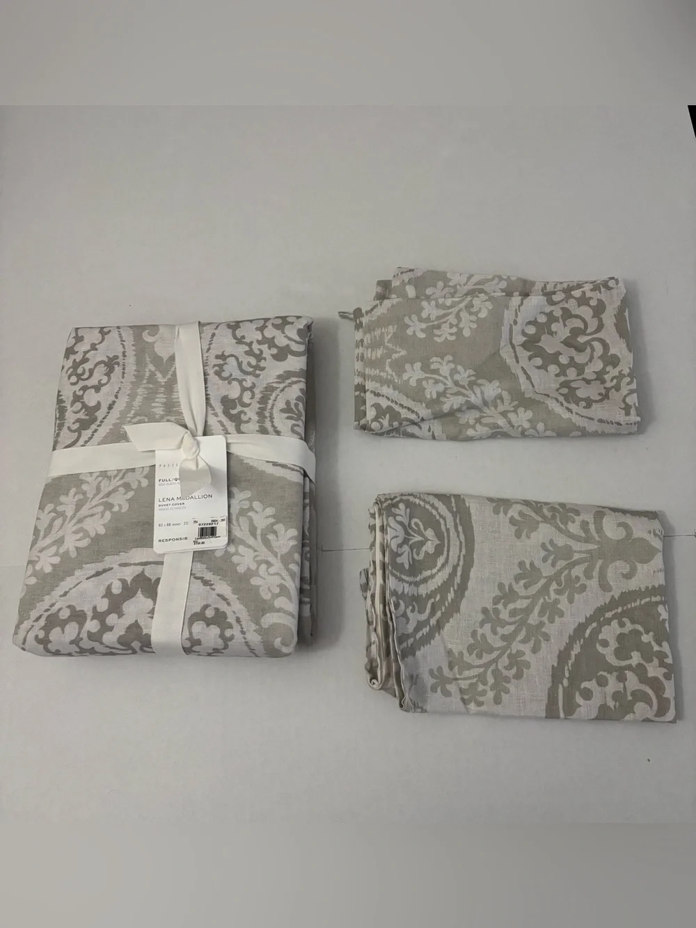 Pottery Barn LENA MEDALLION Duvet Cover Full/Queen & 2 Std Shams